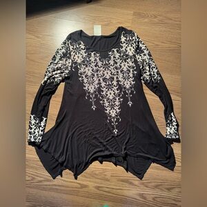 Vocal Black and Cream Long Sleeve Top